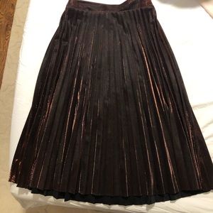 Bronze Metalic shimmer pleated midi skirt.